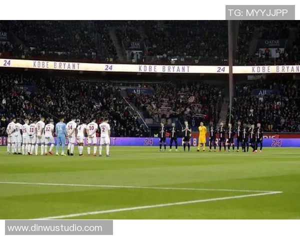 足球传奇永恒回忆：缅怀那些离世球星带给世界的精彩与激情