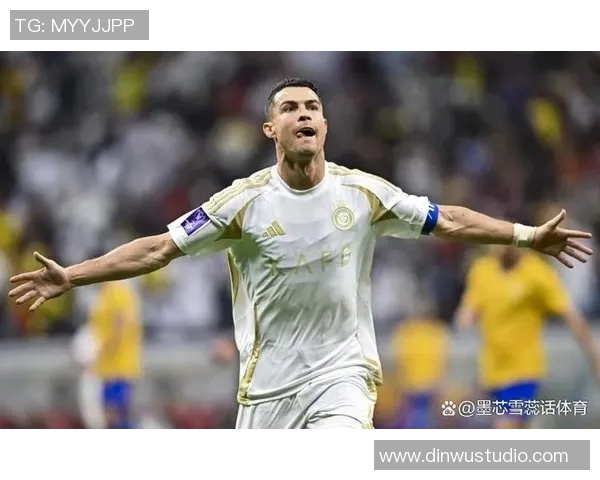 追忆那些经典瞬间 足球传奇球星的辉煌岁月与永恒足迹