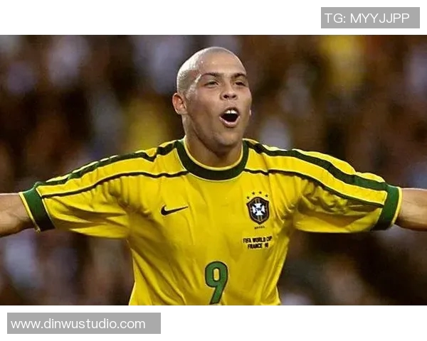 黑胖足球球星是谁他在场上的精彩表现和背后的励志故事